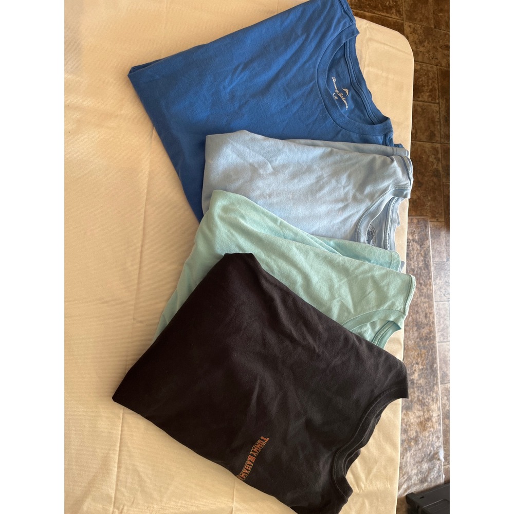 Tommy Bahama Mens Graphic T-Shirt Bundle Lot‎ 4 Large Blue Black Cotton Relax